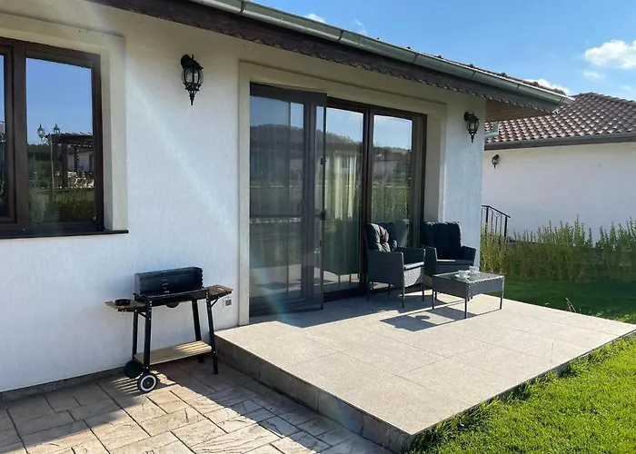 Enigma Complex Villa *